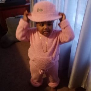 Meet your Posher, Trina